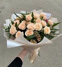 Букет Кремовые розы Латте в Буздяке